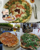 Pizzeria La Nuvola food