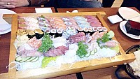 Umai Sushi inside