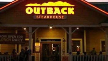 Outback Steakhouse inside
