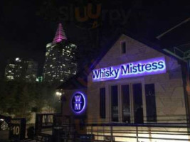 Whisky Mistress outside