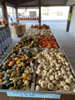 Mohr's Farmers Market food