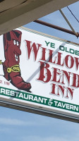 Willow Bend Inn outside