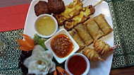 Tom Yam Thai Restaurant food