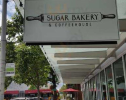 Sugar Bakery Coffeehouse outside