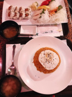 Sushiya Express food