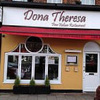 Dona Theresa outside