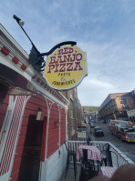 Red Banjo Pizza Parlour food