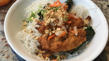 Pho Hung Restaurant food