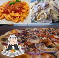 Diavola Pizza Italiana food