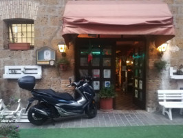 Pizzeria Del Borgo outside
