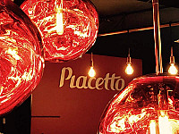 Piacetto Lounge inside