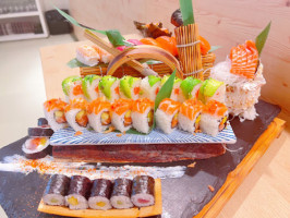 Glamour Sushi food