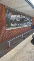 Iron Skillet outside