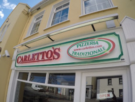 Carletto's Pizzeria outside