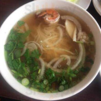 Pho Ngoc Hung food