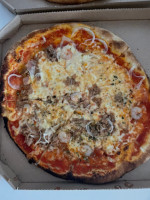 Pizzeria Mascalzone food