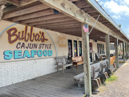 Bubba's Seafood outside