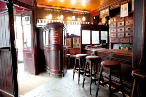 Toners Pub inside