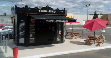 The Kiosk For Pizzas food