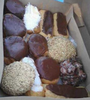 Donna's Donuts food