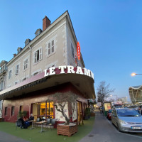 Le Tramway inside