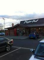 Pizza Hut Doncaster outside