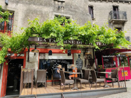 Taverne Du Chateau food