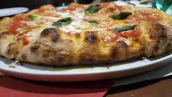 Pizzeria Italiana Gusto e Melodia food