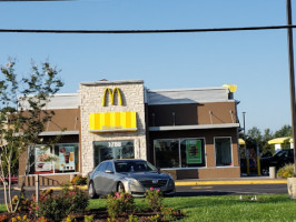 Mcdonald's outside