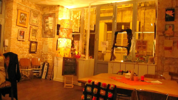galerie-xxiv cafe inside