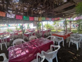 Palapa De Doña Irma inside