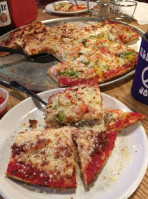 Lagrande Pizza Subs food