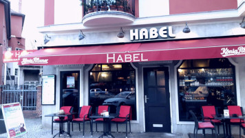 Habel Restaurant & Weinstube inside