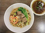 Jann Junaidah Abdullah Mee Kolok Fu Yu Cafe Satok food