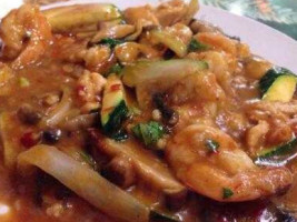 Yangtse Taste Of Thai food