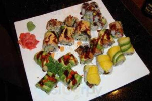 Sushi Saga food