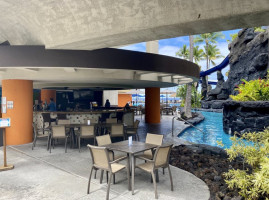 Holua Poolside Lounge food