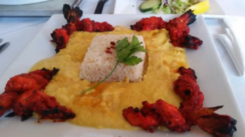 Zara's Spice Indian Cuisine food