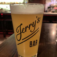 Jerry's Bar food