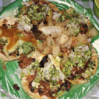 Tacos Y Lonches El Amigo 2 food