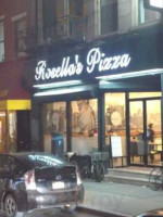 Rosella's Pizzeria outside