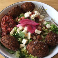 Spread Mediterranean Kitchen food
