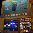 The Claddagh Pub outside