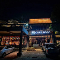 Cafe Bobs Flagship outside