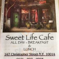 Sweet Life Cafe outside