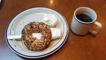 Spielman Bagels And Coffee Roasters food