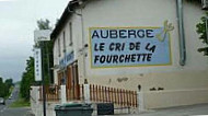 Auberge Du Cri De La Fourchette outside