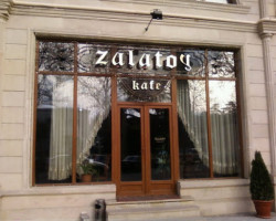 Zolotoy Kafe outside