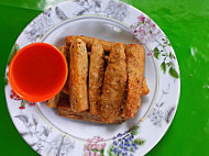 Warung Kak Lina Pon Pon (bananagood) food