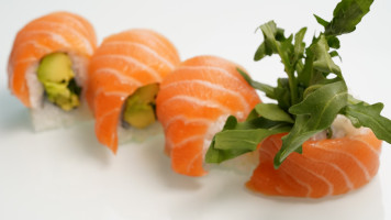 QQ Sushi Lounge food